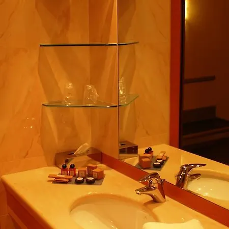 Hotel apartamentowy St John Desio