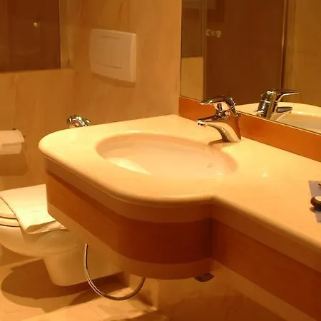 Hotel apartamentowy St John Desio